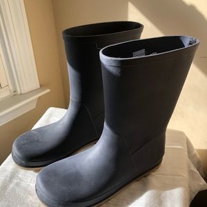 Cat & Jack kid’s rain boots